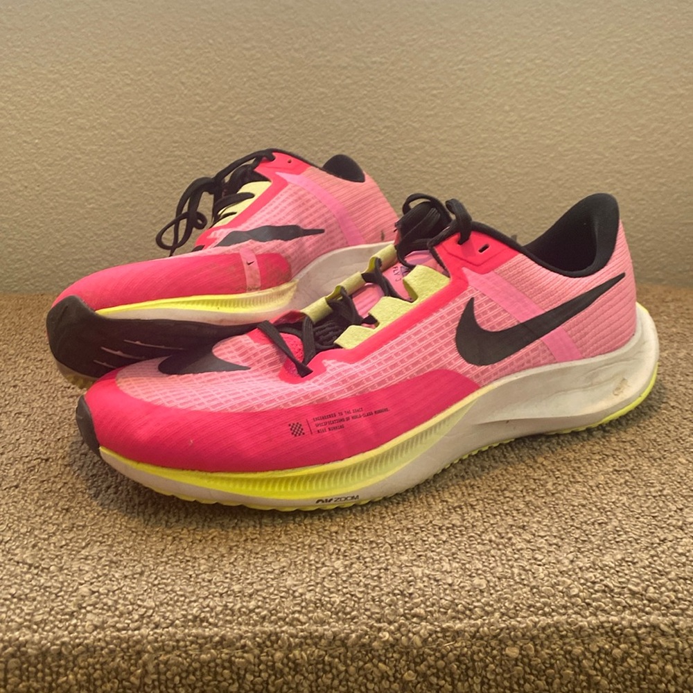 Nike Men’s Air Zoom Rival Fly 3 Pink Running Shoes